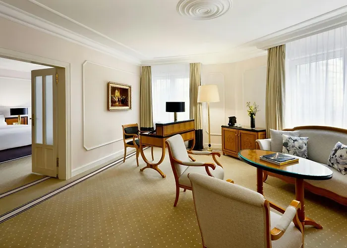The Westin Grand Berlin Otel